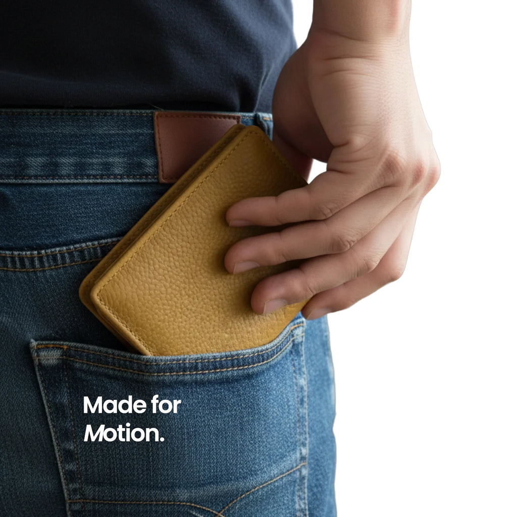 Men's Bi-Fold Leather Wallet - Light Brown